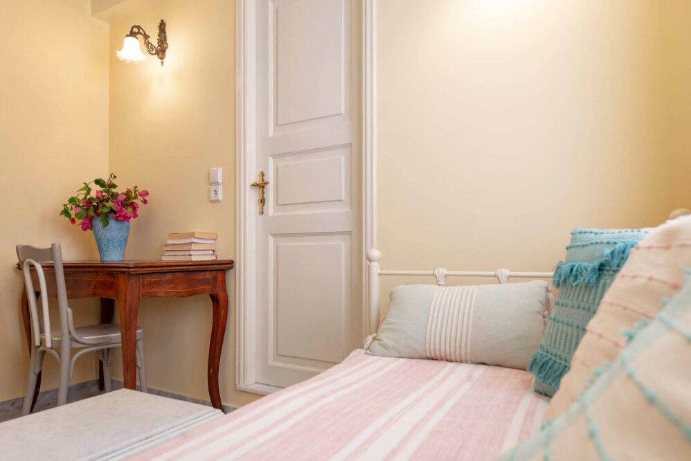 Villamaria Daphne 2 0699