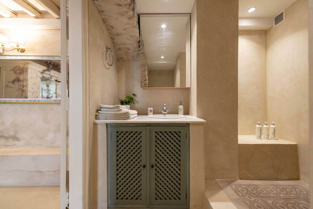 Villamaria Krokos 10 1019