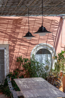 Villamaria Yard 10 2077